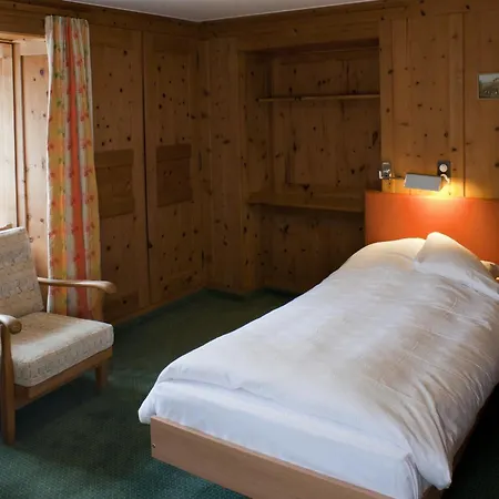 Post Hotel 3*
