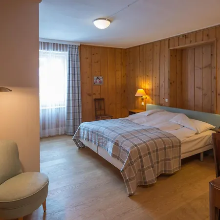 Post Hotel