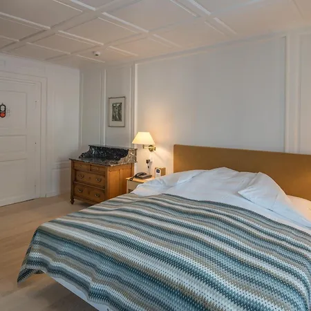 Post Hotel 3*