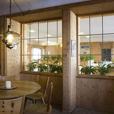 珀斯特酒店 酒店 比维奥