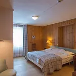 Post Hotel